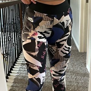 Nike Patterned Leggings Size XS